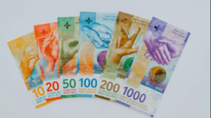 Schweizer Franken-Banknoten zu verkaufen